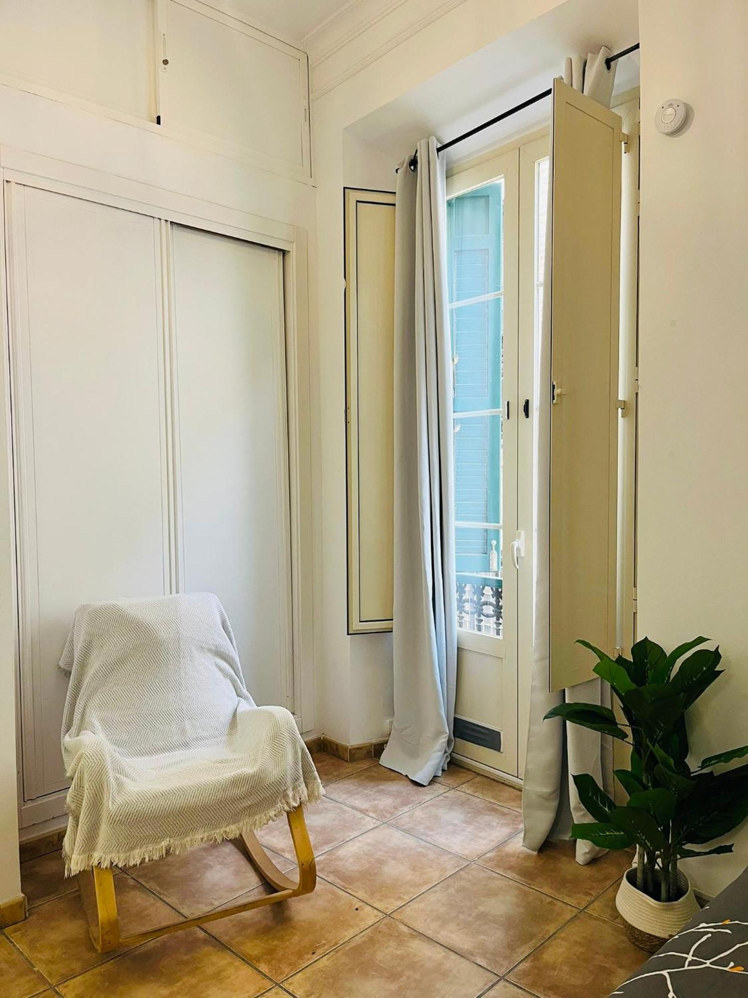 Malak-Rooms Малага Экстерьер фото